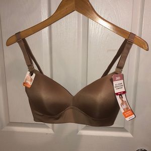 Warner’s simply perfect bra 36D nude new with tags (from target)